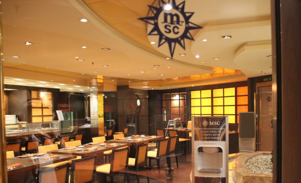 Restaurante barco MSC Musica