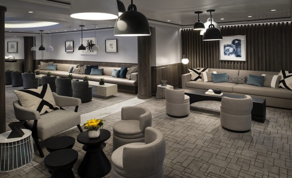 Lounge 1 The Retreat Celebrity Cruises